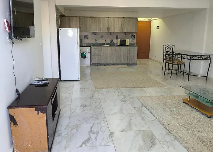 Paradise Hill Apartmanhotel Gurdaka